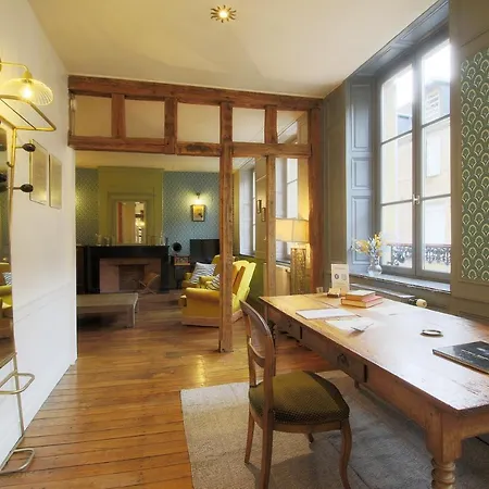 Le Rimbaud-Verlaine, Spacieux Et Atypique Appartement Ecotourisme, Centre Historique *